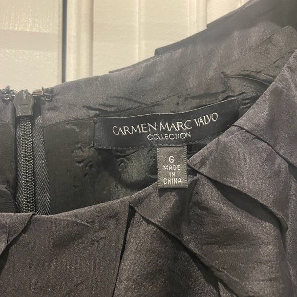 Carmen Marc Valvo Black Pleated Sequin Dress - Picture 7 of 10